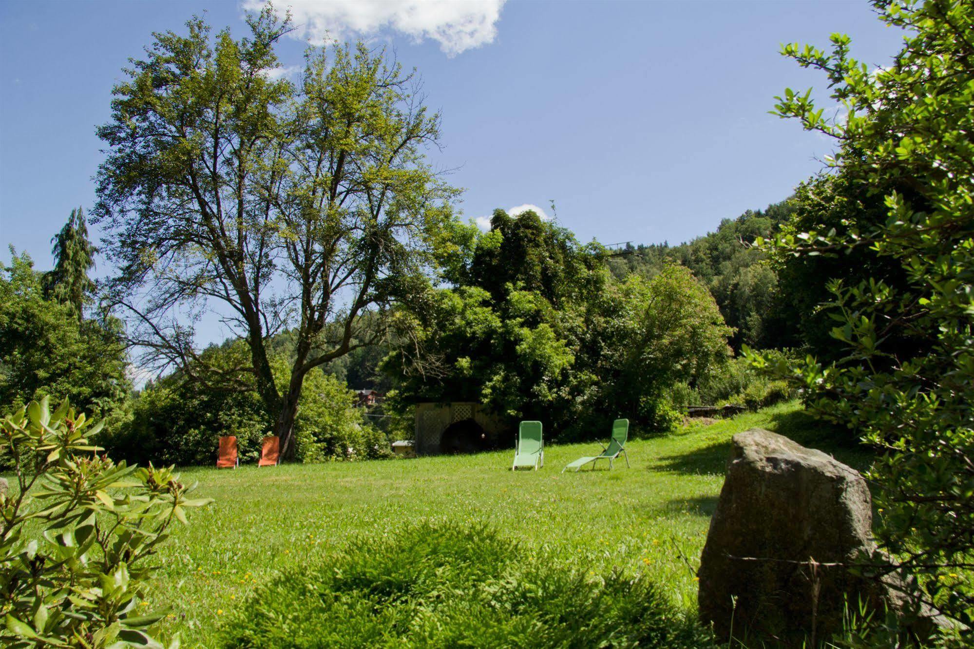 Hotel Garni Grundmuehle Bad Schandau Buitenkant foto